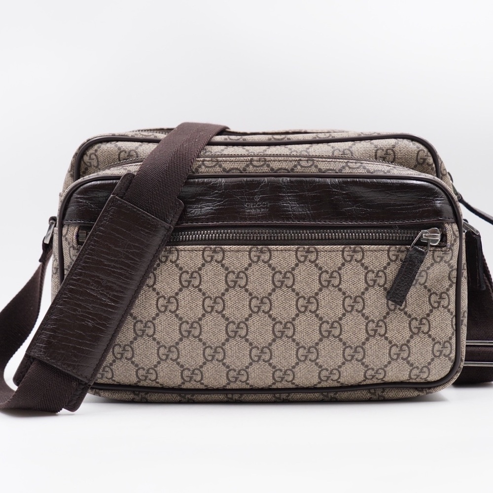 Gucci Camera GG Coated Canvas Brown GG Supreme Canvas Crossbody Bag